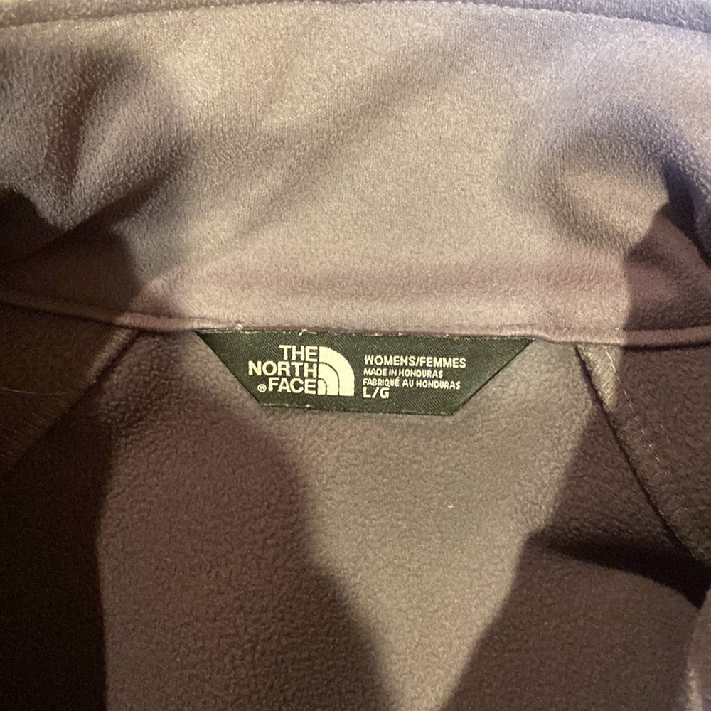 The North Face size Large gray jacket - Picture 6 of 6